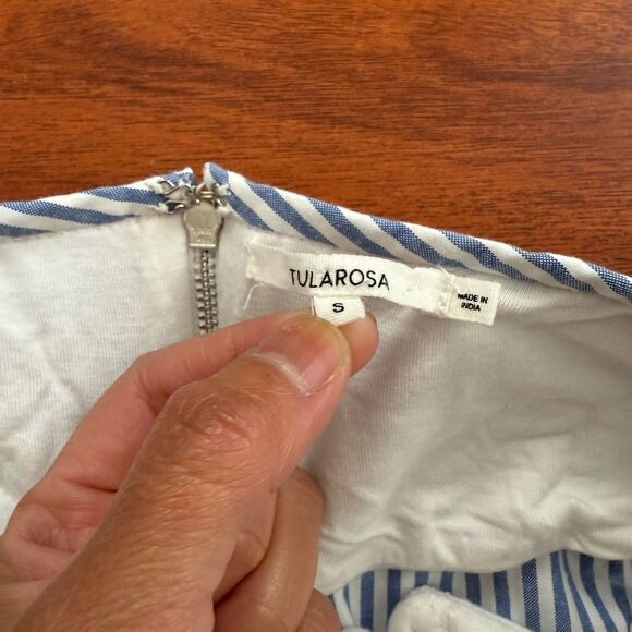 Tularosa Women’s Cropped Off Shoulder Striped Top Blue & White Size S - Picture 2 of 12